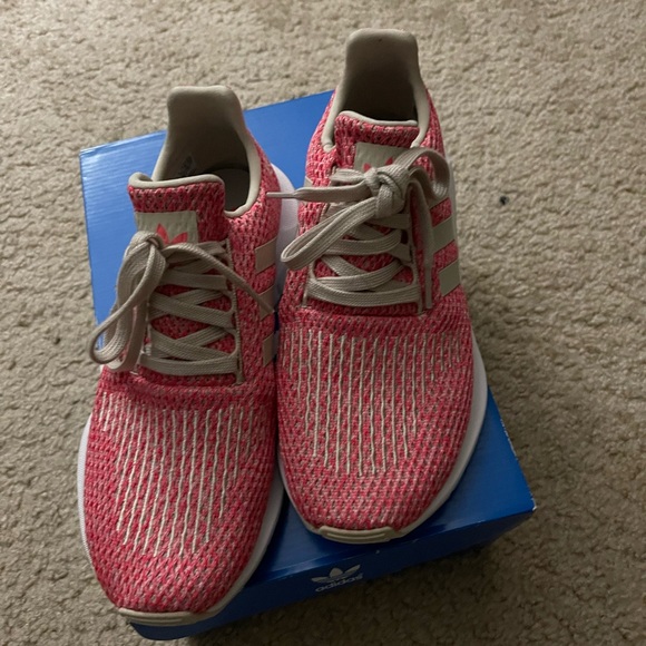 Shoes - Picture 1 of 2